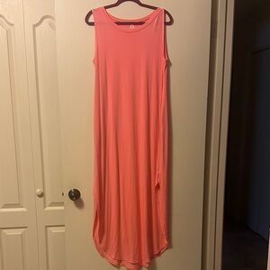 Sleeveless Coral Maxi Dress